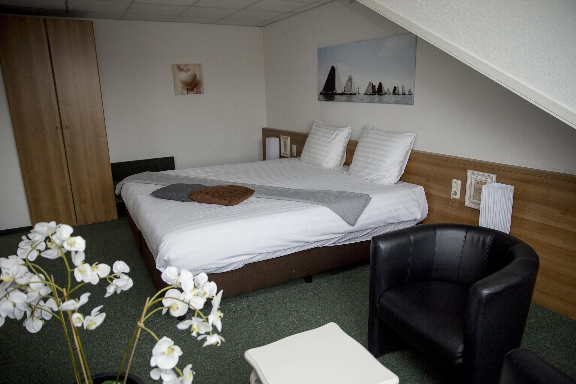 Fletcher Hotel Restaurant Heidehof Heerenveen Eksteriør bilde